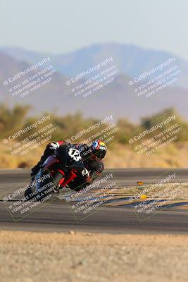 media/Dec-09-2023-SoCal Trackdays (Sat) [[76a8ac2686]]/Turn 15 Set 1 (230pm)/